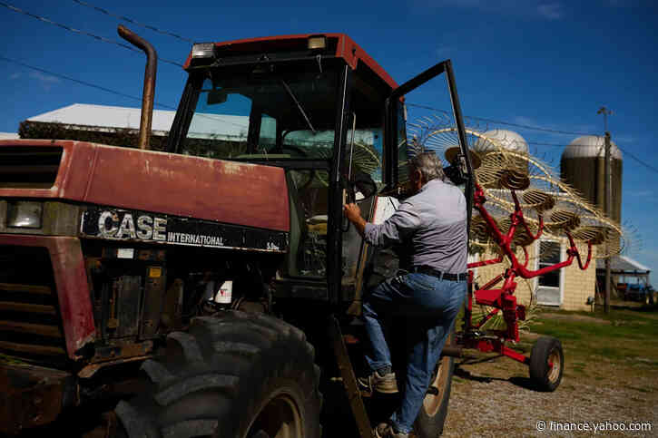 Trump announces $8 billion for farmers to offset soaring diesel costs