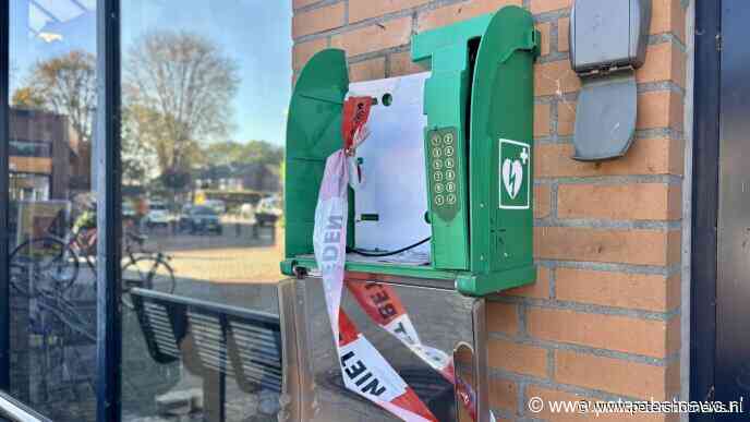 AED vernield door vuurwerk in Vinkeveen