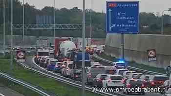 Ongeluk met meerdere voertuigen op A59, weg bij Rosmalen dicht