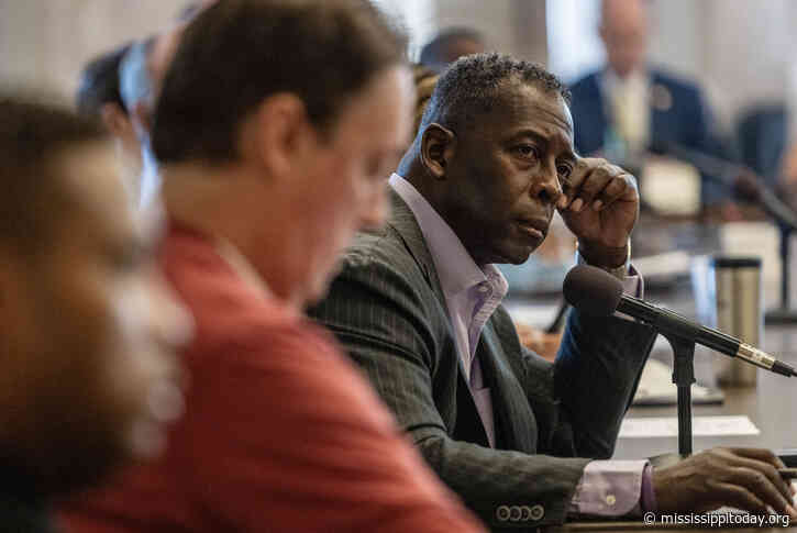 State lawmaker urges Jackson city leaders to support Pearl River casino project