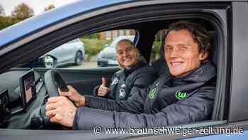 Bildergalerie: Teams des VfL Wolfsburg geraten bei VW ins Schlingern