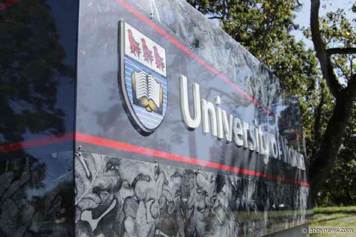 UVic ranked second among Canadian mid-sized universities