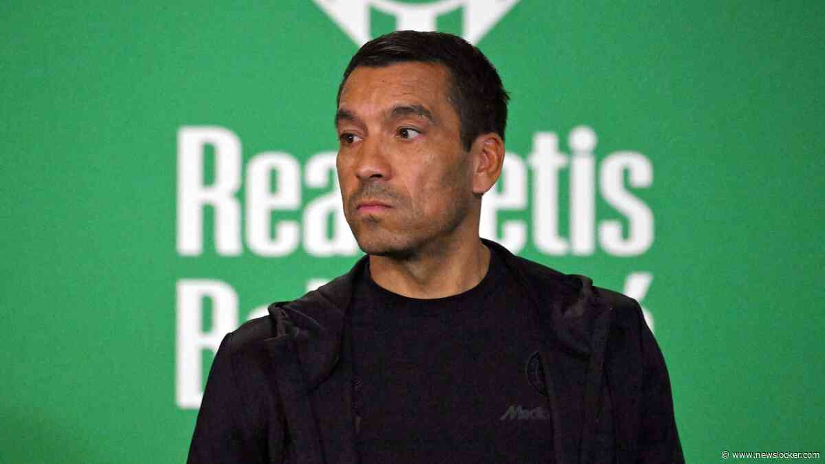 Giovanni van Bronckhorst stuit met Feyenoord op tegenvaller in Spanje: ’Dat verwacht je niet op Champions League-niveau’