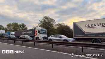 Long delays for motorists after M42 crash
