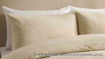 Dusk £60 bedding set reduced to £24 is 'thick and luxurious for wintry nights'