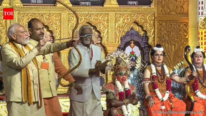 ‘Identify and defeat forces against India’: PM Modi calls for unity during Vijayadashami celebrations