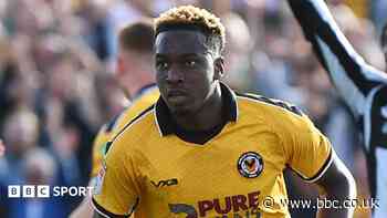 Newport's Gwengwe banned for violent conduct