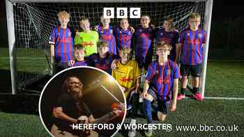 'I got Wheatus to sponsor my Worcester under-13s'