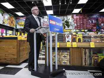 B.C. Election: Leaders try to win over voters in Surrey and Vancouver Island as campaign winds down