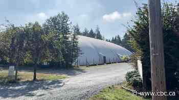 Nanaimo's indoor tennis bubble to continue operations as a public facility