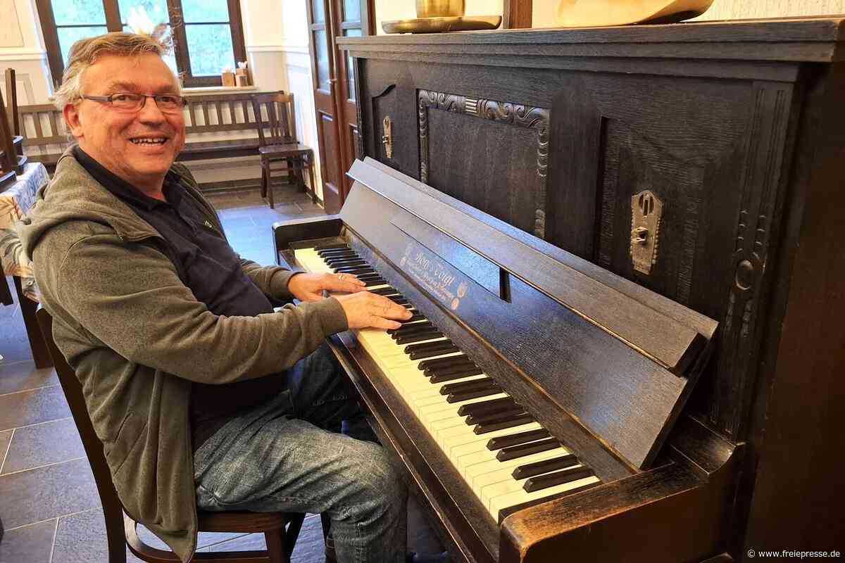 Über 100 Jahre alt: Oederaner Unternehmer will ein Klavier von Bogs und Voigt retten