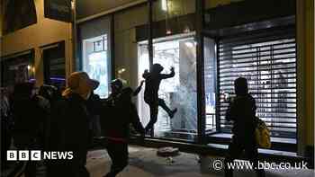 Vinted blocks French looters listing stolen goods for sale