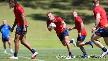 Brad O’Neill sends classy message to Jez Litten amid England No.9 battle