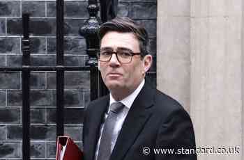 Chancellor investigating removal of gas bill standing charges to save households £108