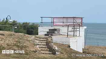 WW2 gun site faces demolition in seafront plan