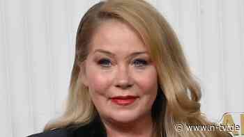 Christina Applegate hat keine MS: Auch diese Stars erhielten Fehldiagnosen