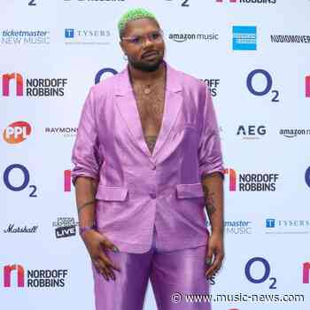 MNEK cancels tour due to 'overambitious planning'