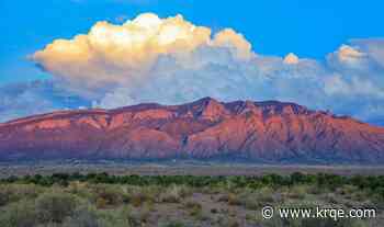 Man dies while hiking Sandia Mountains
