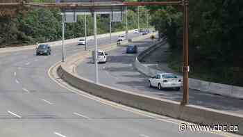 Downward lanes of Claremont Access to close in Hamilton on Friday and Saturday