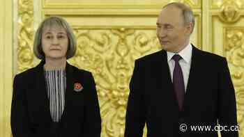 Canada's Russian envoy returns with advice on how to hit back against Putin