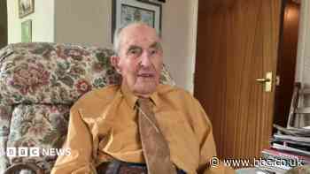Tributes to 107-year-old Dunkirk RAF veteran