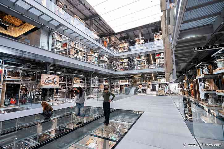 V&A Workers to Strike at All Four Sites Over Pay, Conditions
