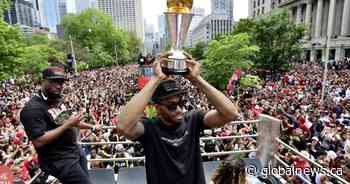 Kawhi Leonard makes Raptors regular-season debut