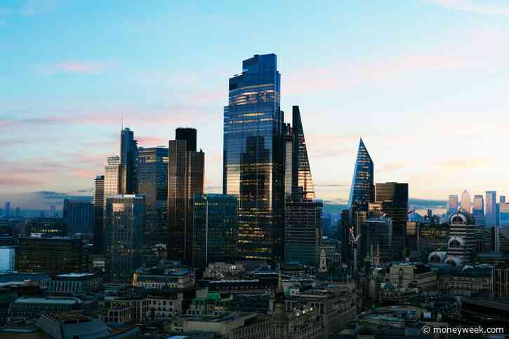 UK dividends reach £28 billion in Q3 as banks and miners lead profit distribution