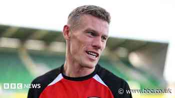 Charity offers to meet James McClean over therapy comments