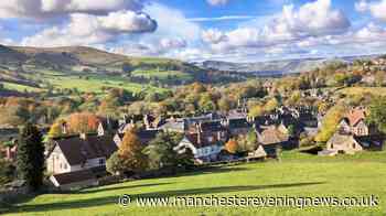 The beautiful Peak District walk ending with bakeries, cafes and pubs that's perfect for autumn