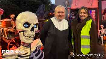 Halloween superfan turns semi into haunted house