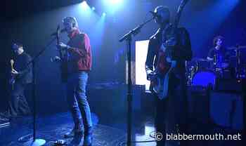 Watch: QUEENS OF THE STONE AGE Performs 'Where The Goth Girls At?' On 'The Tonight Show Starring Jimmy Fallon'