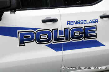 1 in custody after stabbing on 3rd Street in Rensselaer