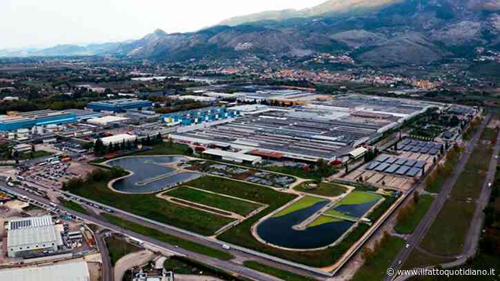 Stellantis, l’ottobre nero di Cassino: soli tre giorni di lavoro, la fabbrica è chiusa di fatto aspettando il piano Maserati