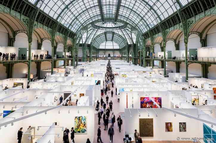 Art Basel Paris and Fondation Louis Vuitton to Close on Saturday Ahead of Protests