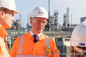 Swinney urged to publish energy strategy after ‘ludicrous’ 1,380-day wait