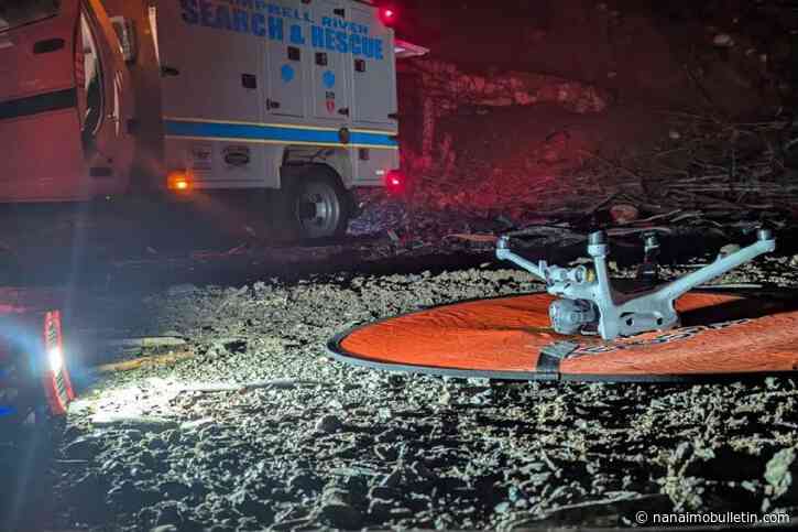Campbell River SAR members find injured senior off logging road near Sayward