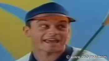 Celebrity Traitors star Ross Kemp looks unrecognisable as he slips into his golf get up while singing in cringy Kellogg's ad from the 80s