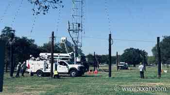 Austin Energy begins installation of 60th annual Zilker Holiday Tree