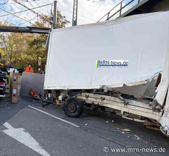 Ludwigshafen – Schwerer Unfall – Straßenbahn kollidiert mit Lkw – hoher Schaden