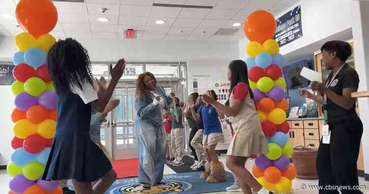 Lizzo encourages students to find their voice during visit to College Park school