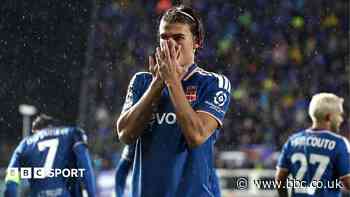 Paz, Fabregas and Como teach Man Utd a lesson