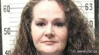 Execution staff warned of possibility some of Christa Pike's veins had 'blown': attorney