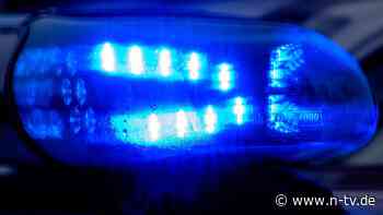 Nordrhein-Westfalen: Nach Einbruch: Fluchtwagen stößt mit Streifenwagen zusammen