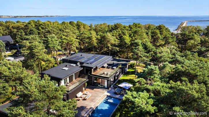 How Seaside House Explores the Relationship Between Brick, Wood, and the Coastal Landscape
