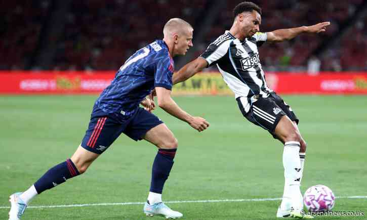 Former Arsenal defender handed career lifeline after serious knee injury