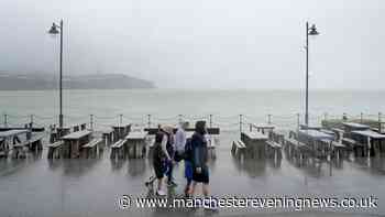 Storm Austen LIVE updates with amber warning in place and 70mph winds expected
