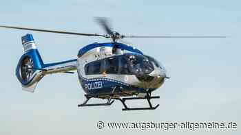Autofahrer verschwindet nach Unfall in Wald: Polizeihubschrauber und Suchhunde im Einsatz