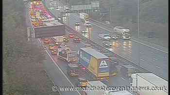 M60 long queues build up after lane closed