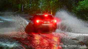 Storm Austen urgent flood warnings for 13 areas - 'move loved ones to a safe place'